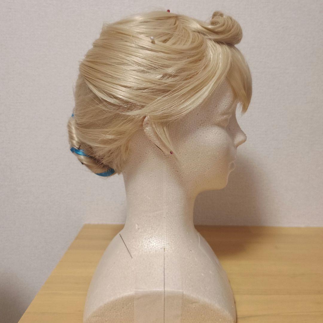 ⭐️受付中⭐️アナ雪 エルサ 戴冠式 ウィッグオーダー受付中 - メルカリ