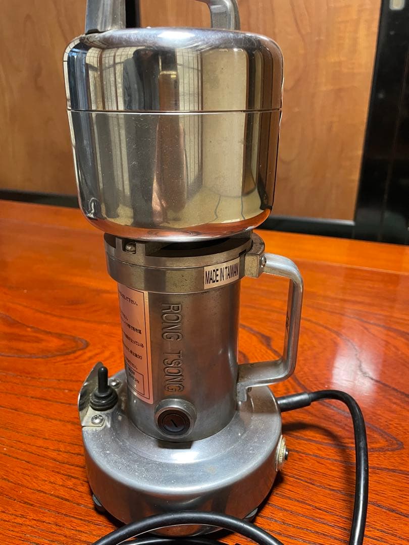 東京ユニコム ひきっ粉電動ミルミキサー T-351 万能製粉器 - メルカリ