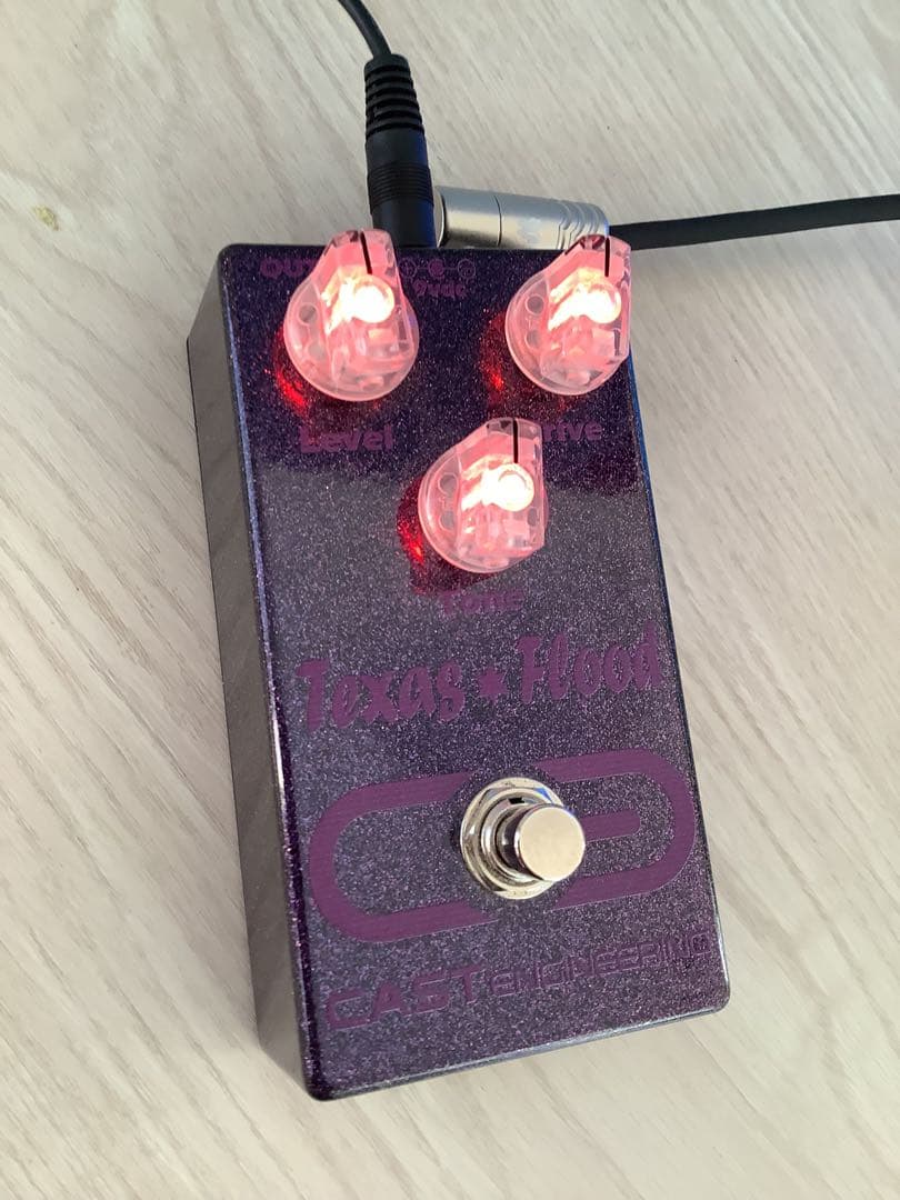 ギター CAST Engineering Texas Flood Overdrive Cast Engineering Texas Flood OD – Vintage Guitar® magazine