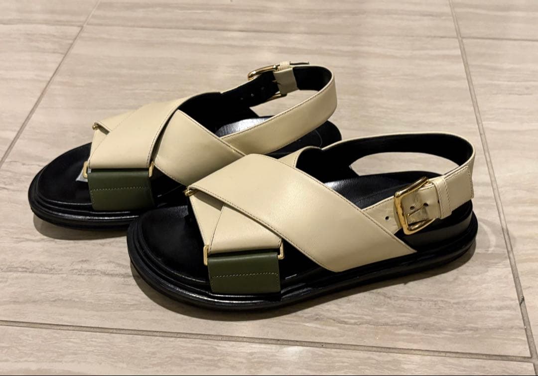 MARNI⭐️fussbetサンダル オフホワイト×カーキ 35.5 送料込 - メルカリ