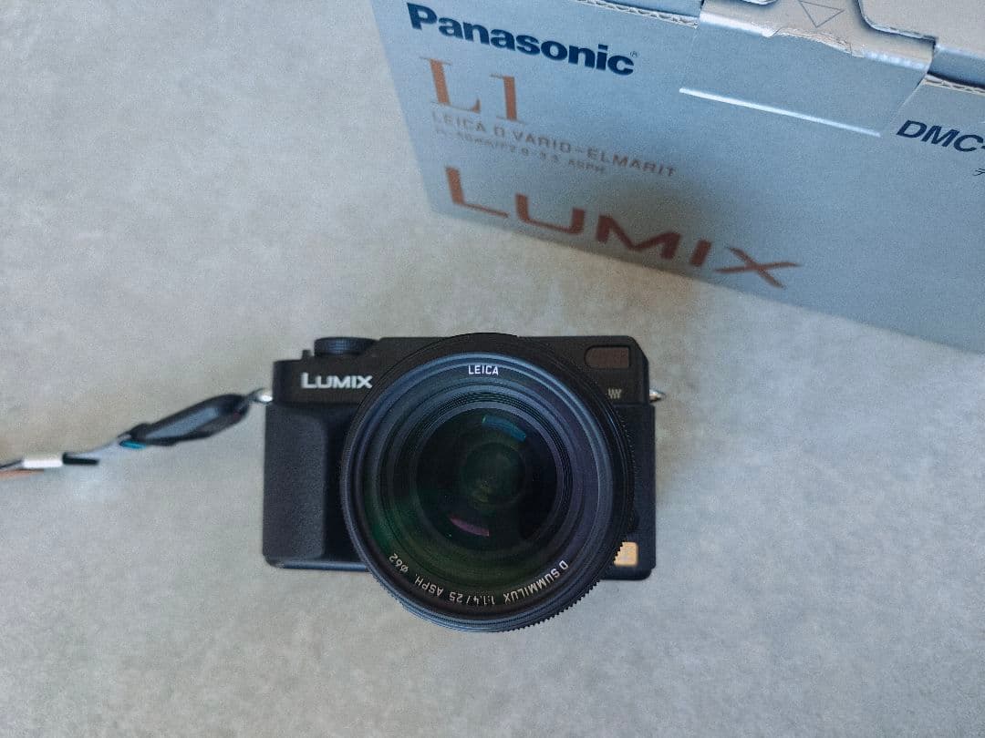 年末年始特価！］Panasonic LUMIX DMC-L1 - デジタルカメラ工場 直営 店