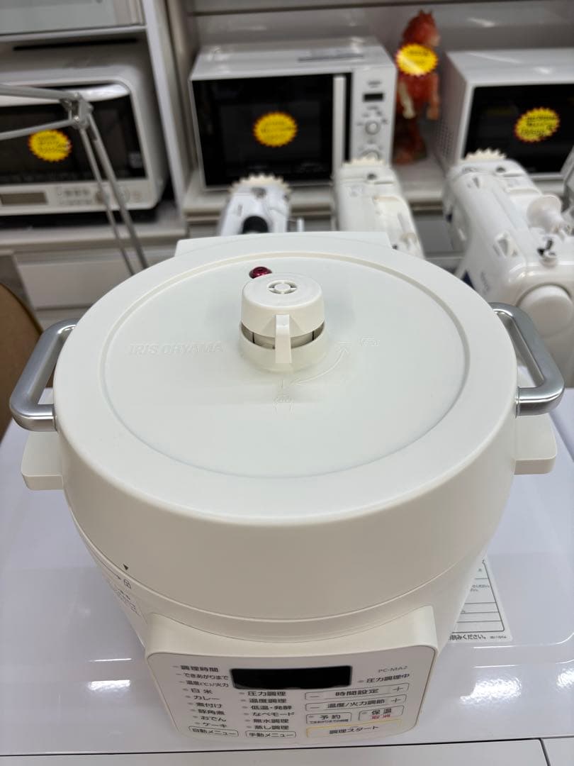 アイリスオーヤマ 電気圧力鍋 PC-MA2-W 2.2L 2021年製