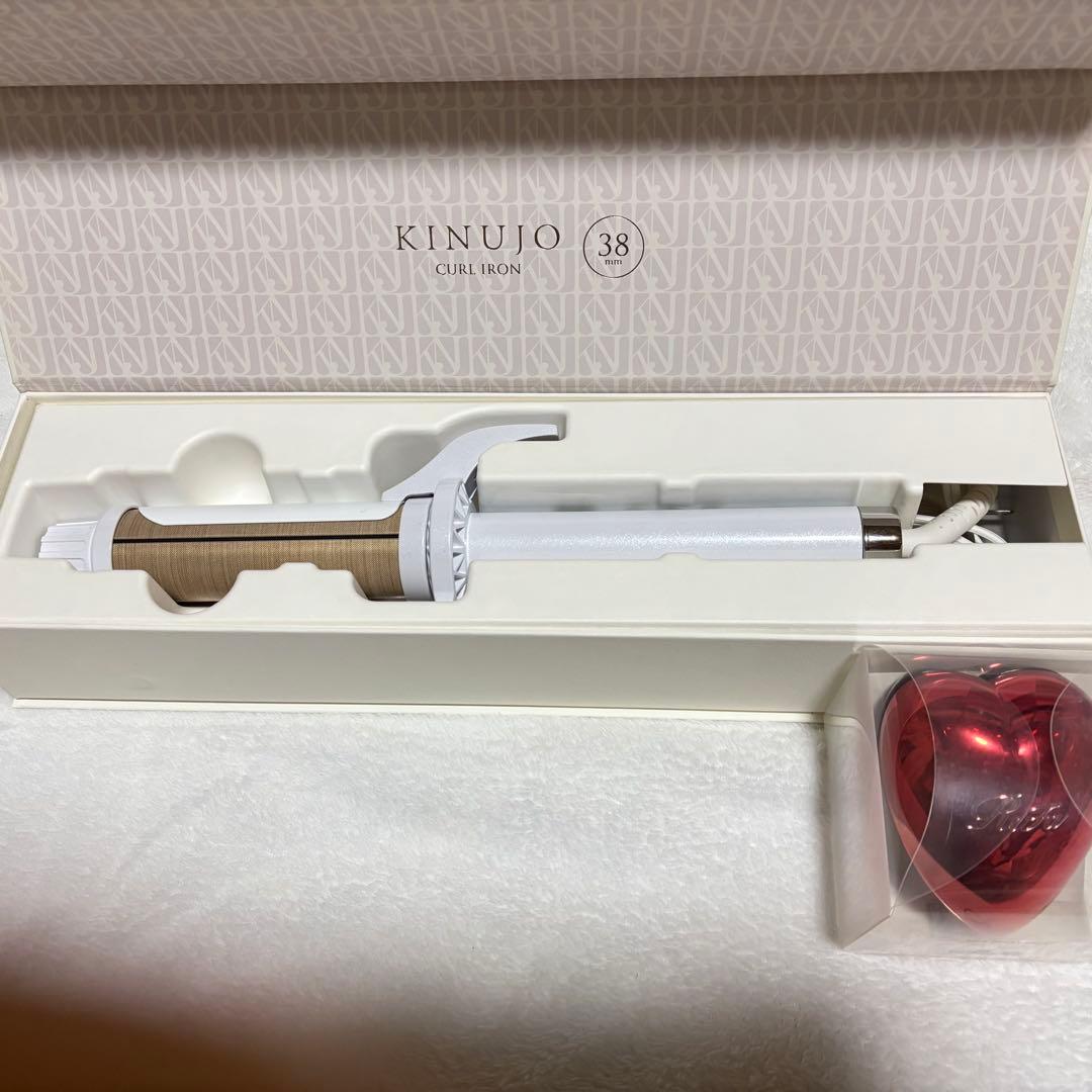 絹女～KINUJO～ カールアイロン 38mm 絹女～KINUJO～カールアイロン 38mm – AOYAMA GIFT SALON