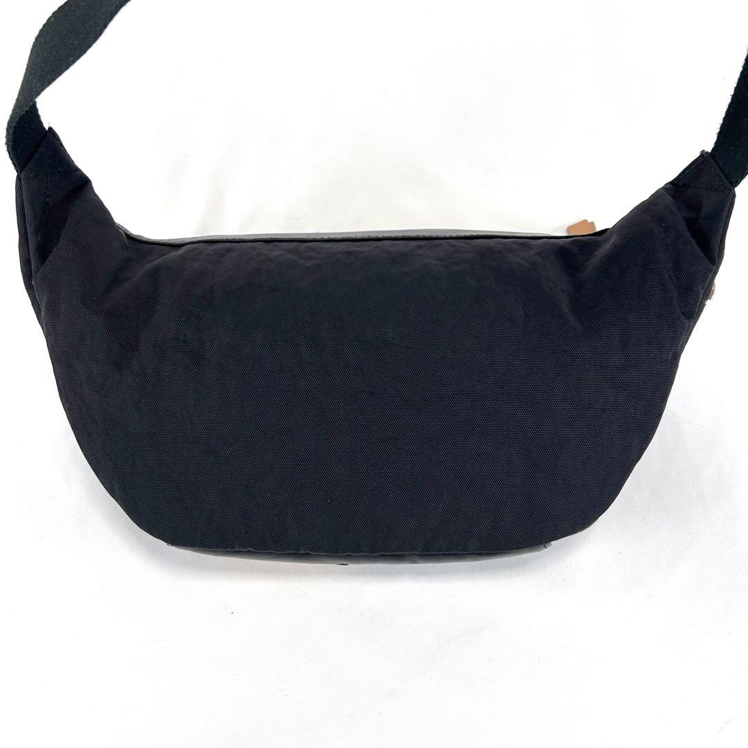 ロエベ PUFFY BUMBAG パフィー バムバッグ ボディバッグ - メルカリ