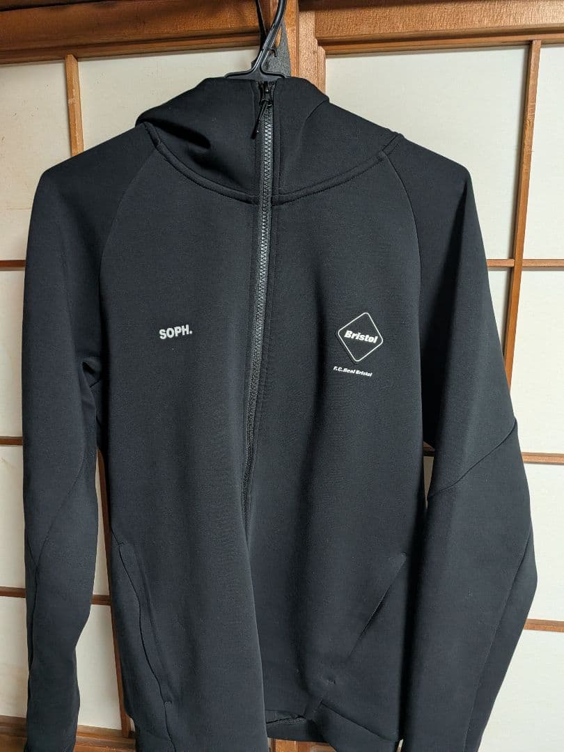 SOPH. Bristol フード付きジャージ F.C. Real Bristol】Soph. // Jazzy Sport - Long Taiil Warm Up