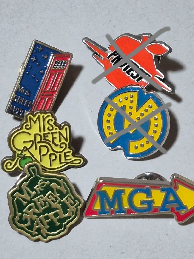 Mrs.GREEN APPLE　ピンバッジ Mrs. GREEN APPLE ピンバッジ 6個セット - メルカリ
