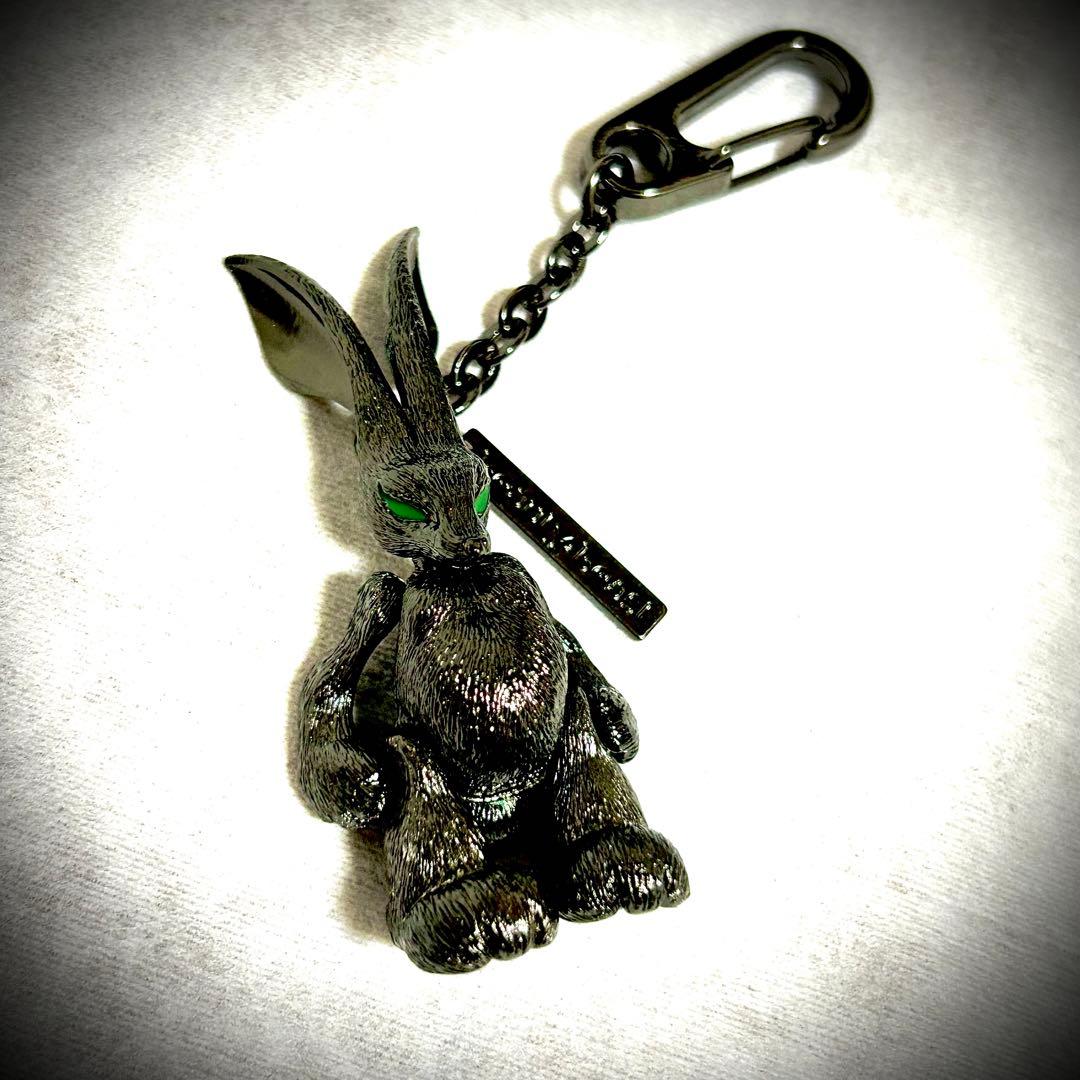 ビューティービーストbeautybeast ダークナイトキーホルダー-【ほぼ未