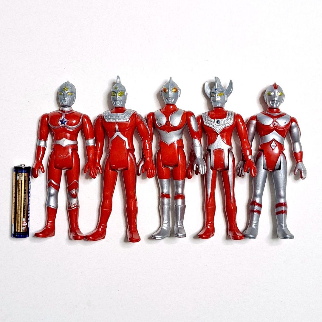 ポピー ワールドヒーロー 5種 ウルトラマン セブン等 アクション