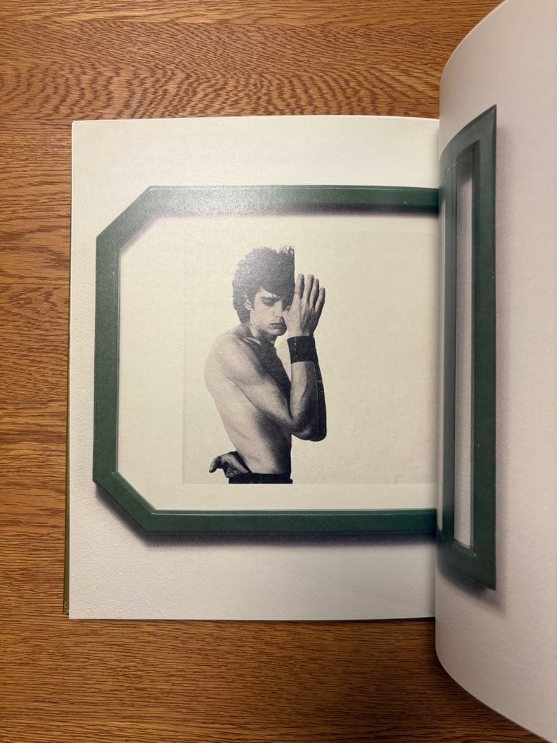 ROBERT MAPPLETHORPE EARLYWORKS - メルカリ