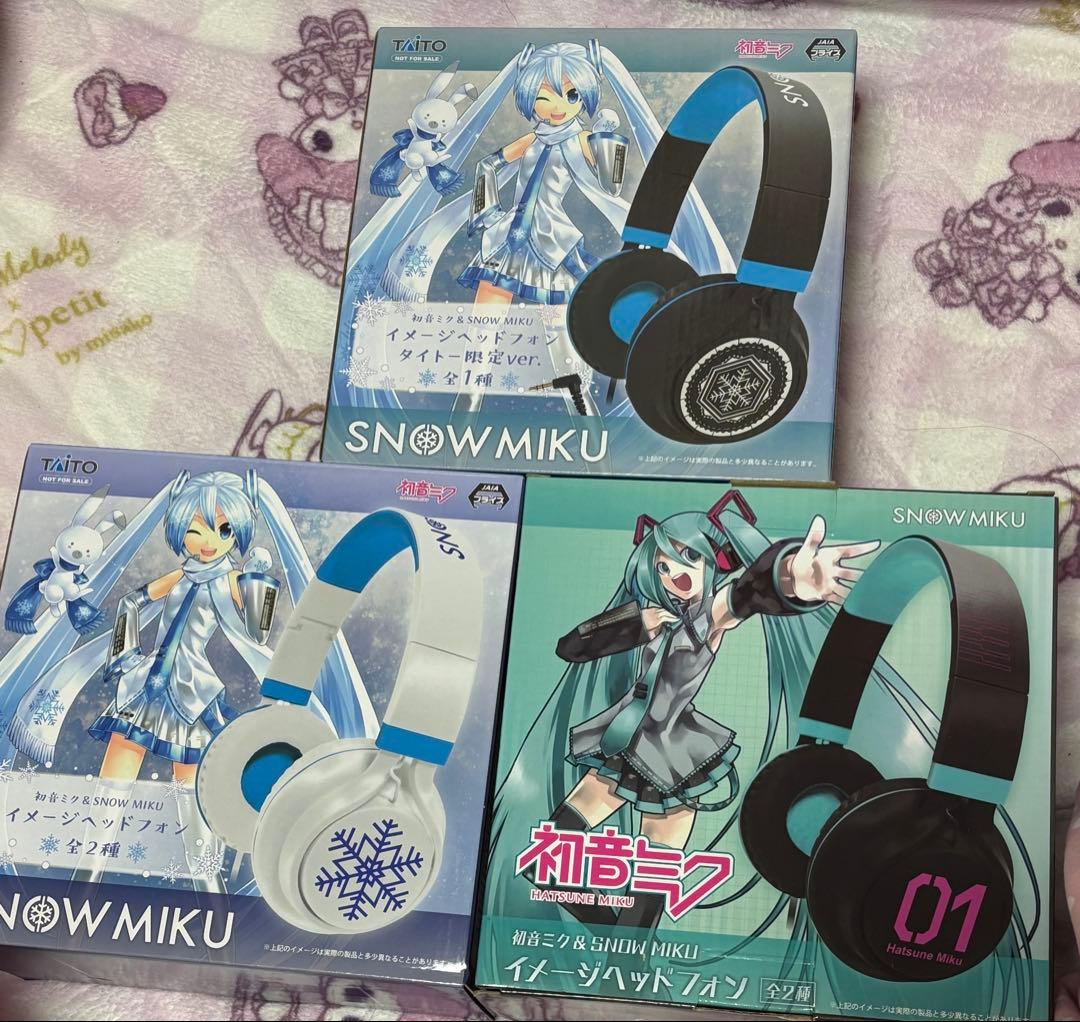 初音ミク ＆  MIKU 雪ミク イメージベッドフォン 初音ミク ＆ SNOW MIKU 雪ミク イメージベッドフォン ヘッドフォン