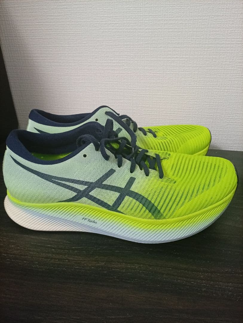 アシックス メタスピードスカイ 1011B215 301　27.5cm