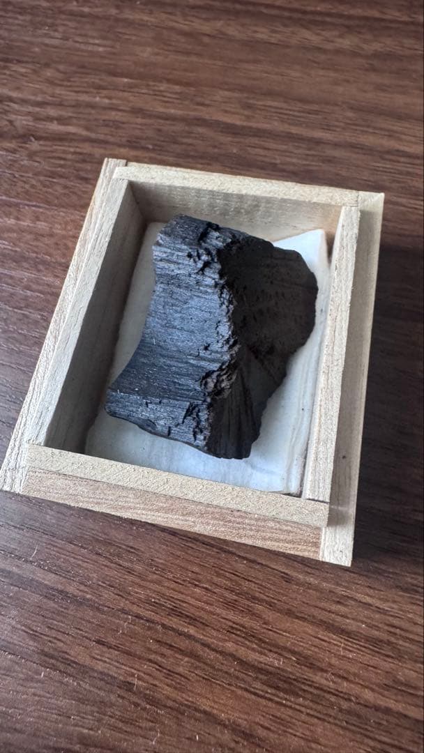 香木2セット　沈香《黒油　伽羅》11.08g 桐箱入り　香木　茶道具