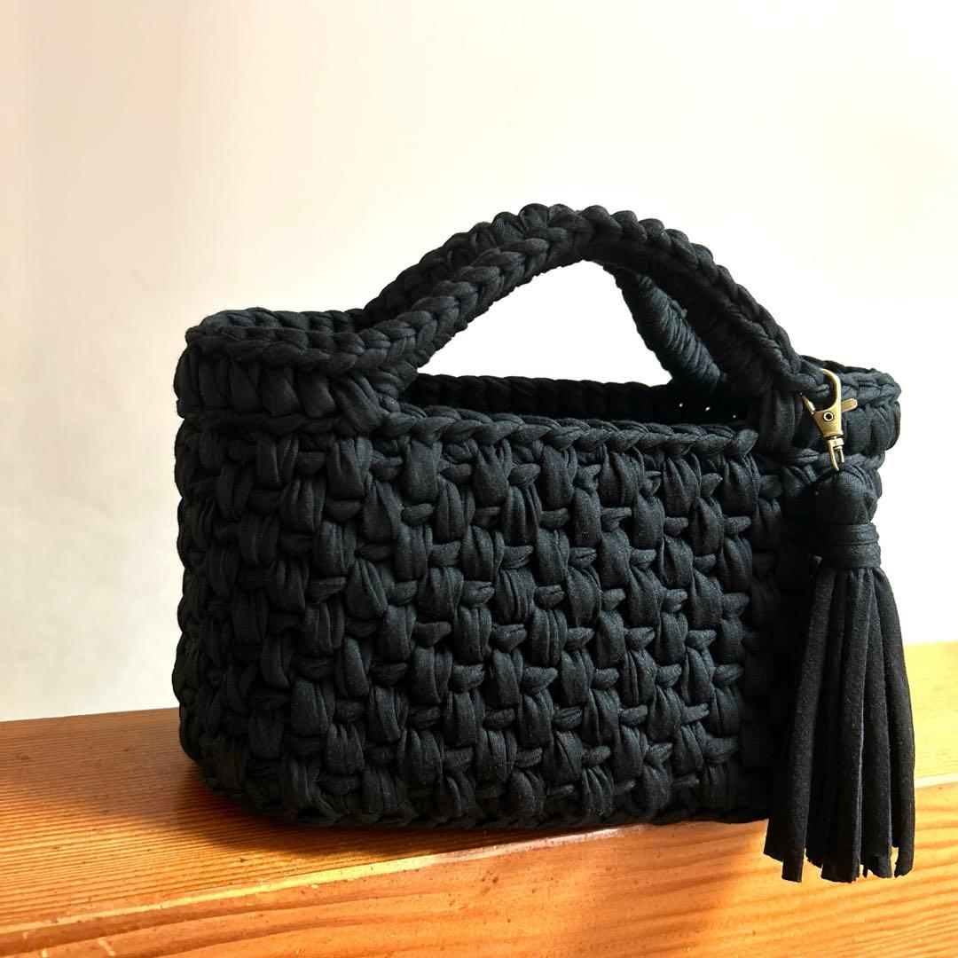 ブラック×Tシャツヤーン ズパゲッティ マルシェバッグ 真っ黒 - メルカリ