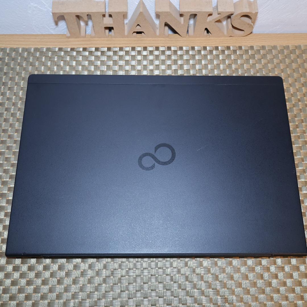 小型！Win11公式対応8世代Corei5/メ8G/SSD/無線/カメラ/FHD