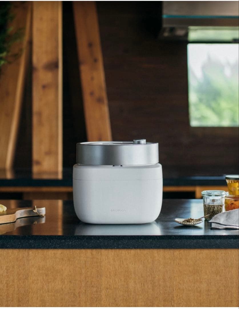 【新品未使用】BALMUDA The Gohanホワイト 炊飯器 BALMUDA The Gohan ホワイト K08A-WH [3合 /マイコン] BALMUDA