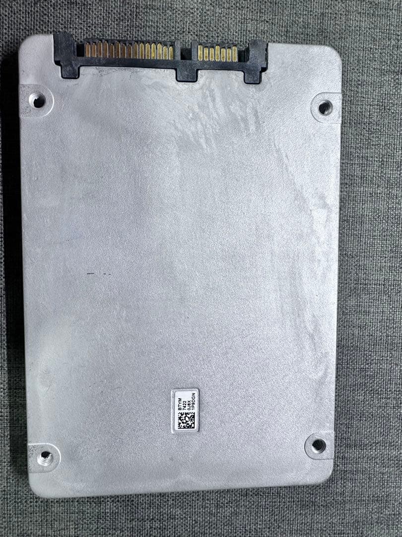 ThinkSystem 1.92TB SSD SATA 6Gb/s 2枚