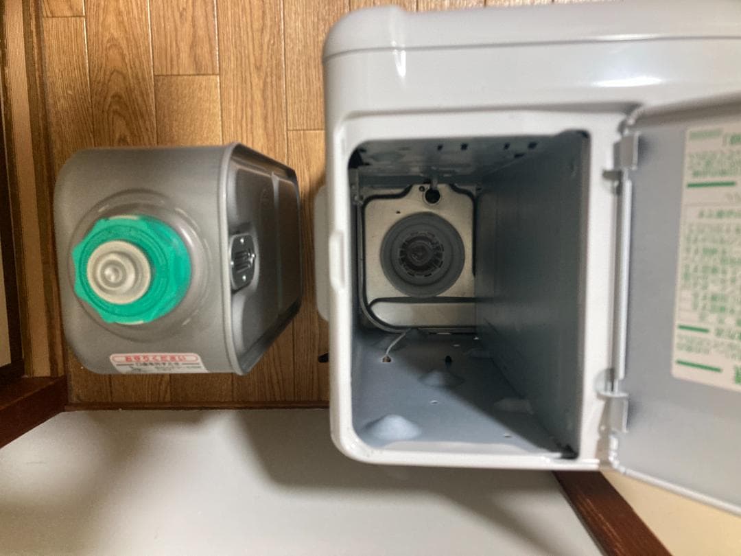 ★美品★2024年製 FW-3224NC★ダイニチ 石油ファンヒーター★5.0L