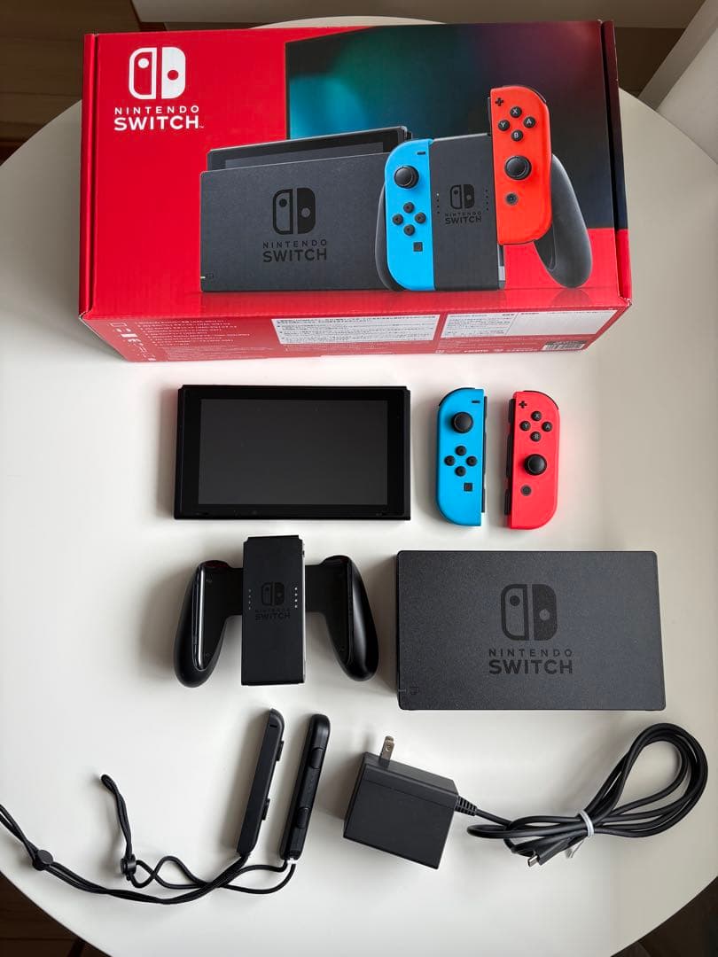 Nintendo Switch バッテリー強化版 美品 128GBSDカード付き Nintendo Switch ニンテンドー スイッチ 本体 バッテリー強化版 Joy