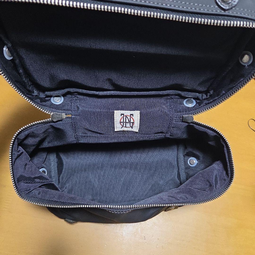 ジャンポールゴルチエパイプフレームバッグ バニティアルミフレーム