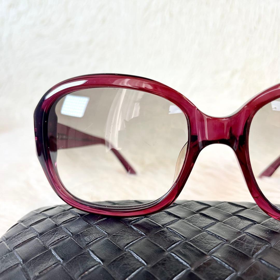 美品 PRADA サングラス SPR26G ブラウンレンズ レッドクリアフレーム