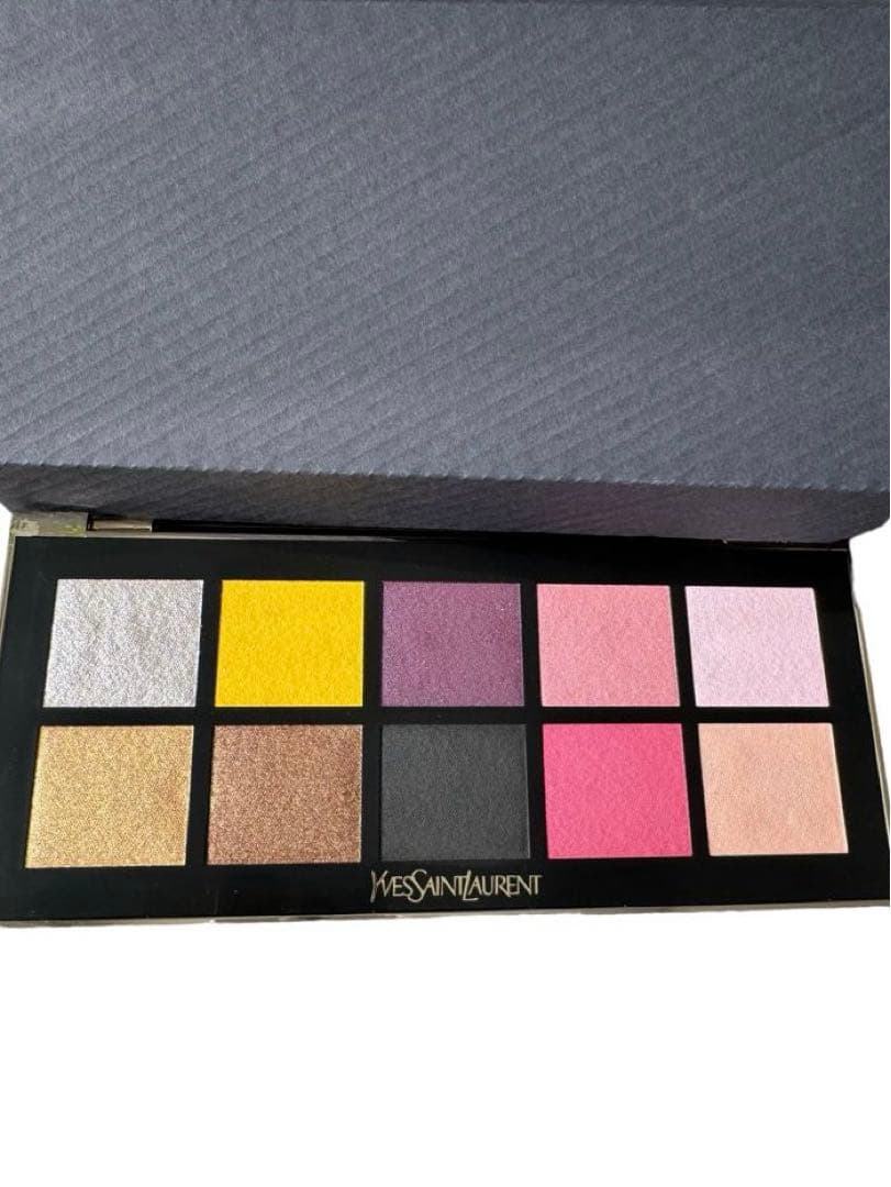 イヴ・サンローラン クチュール カラー クラッチ / No.1 パリ - メルカリ