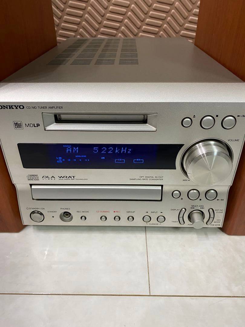 ONKYO CD・MD・ラジオコンポ 動作品 - メルカリ