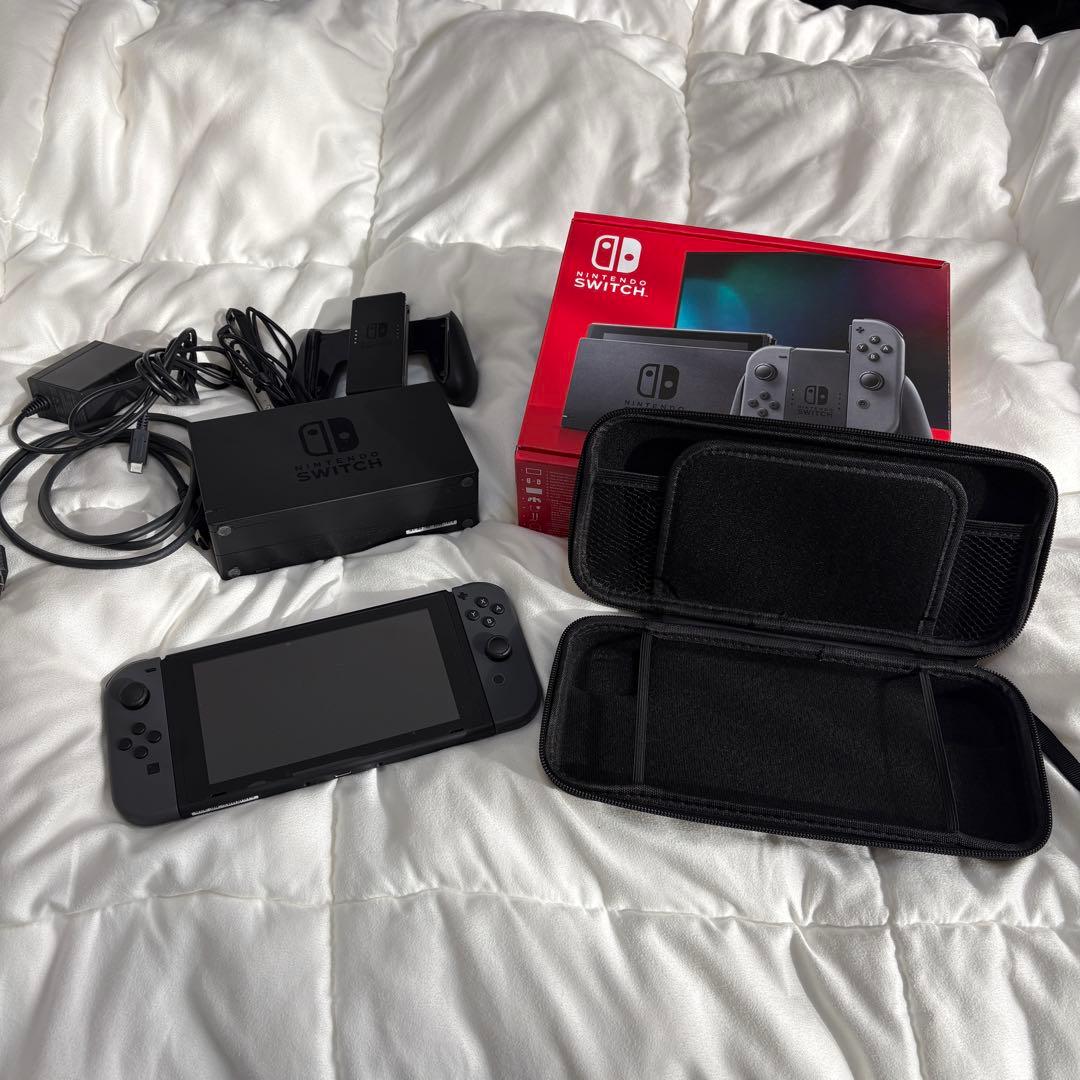 任天堂 Nintendo Switch グレー 本体・ケース Nintendo Switch グレー 本体 + ケースの通販｜www.k4fashion.com