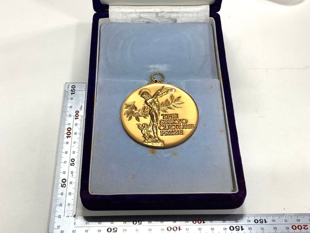 聖教新聞 聖教文化賞 記念メダル 創価学会 池田大作 ケース付き - メルカリ