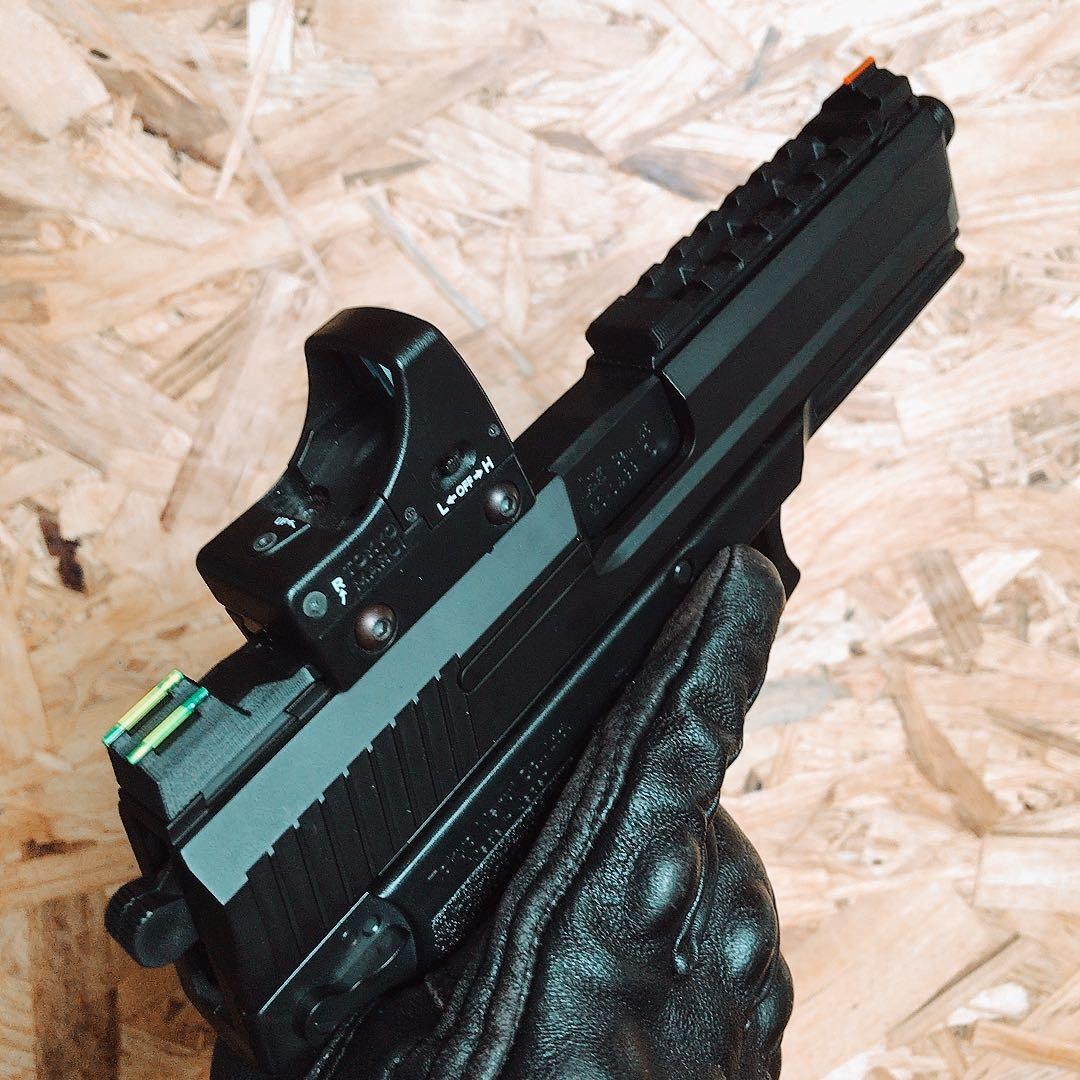 ソーコム Mk23 集光サイト付きマウントレール サバゲー ミリタリー