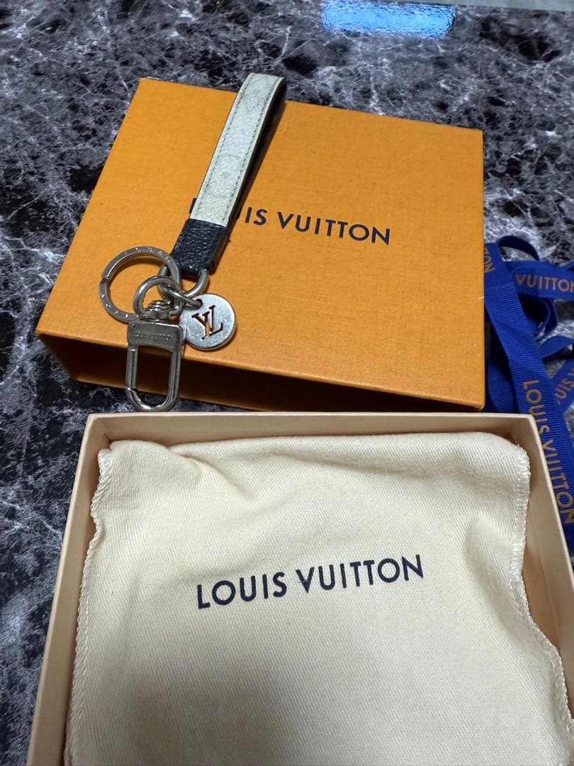 LOUIS VUITTON キーリング シルバー/ブラック Neo LV Club Bag Charm and Key Holder S00 - Men - Accessories