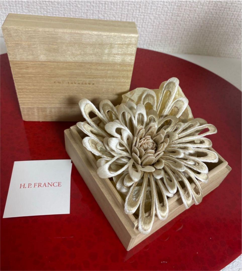 emi takazawa】未使用品コサージュ H.P.France - メルカリ