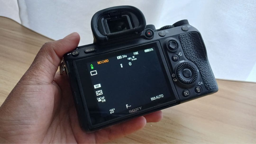 ジャンク品】SONY α7 III ボディ ILCE-7M3 純正バッテリー ☆ジャンク