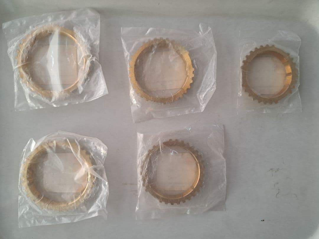 TRDシンクロ新品1台分 C56•C52ミッション用 - メルカリ