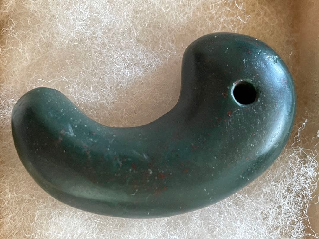 古墳期 出雲石（青瑪瑙）勾玉 大型 出土品 4.7cm - メルカリ