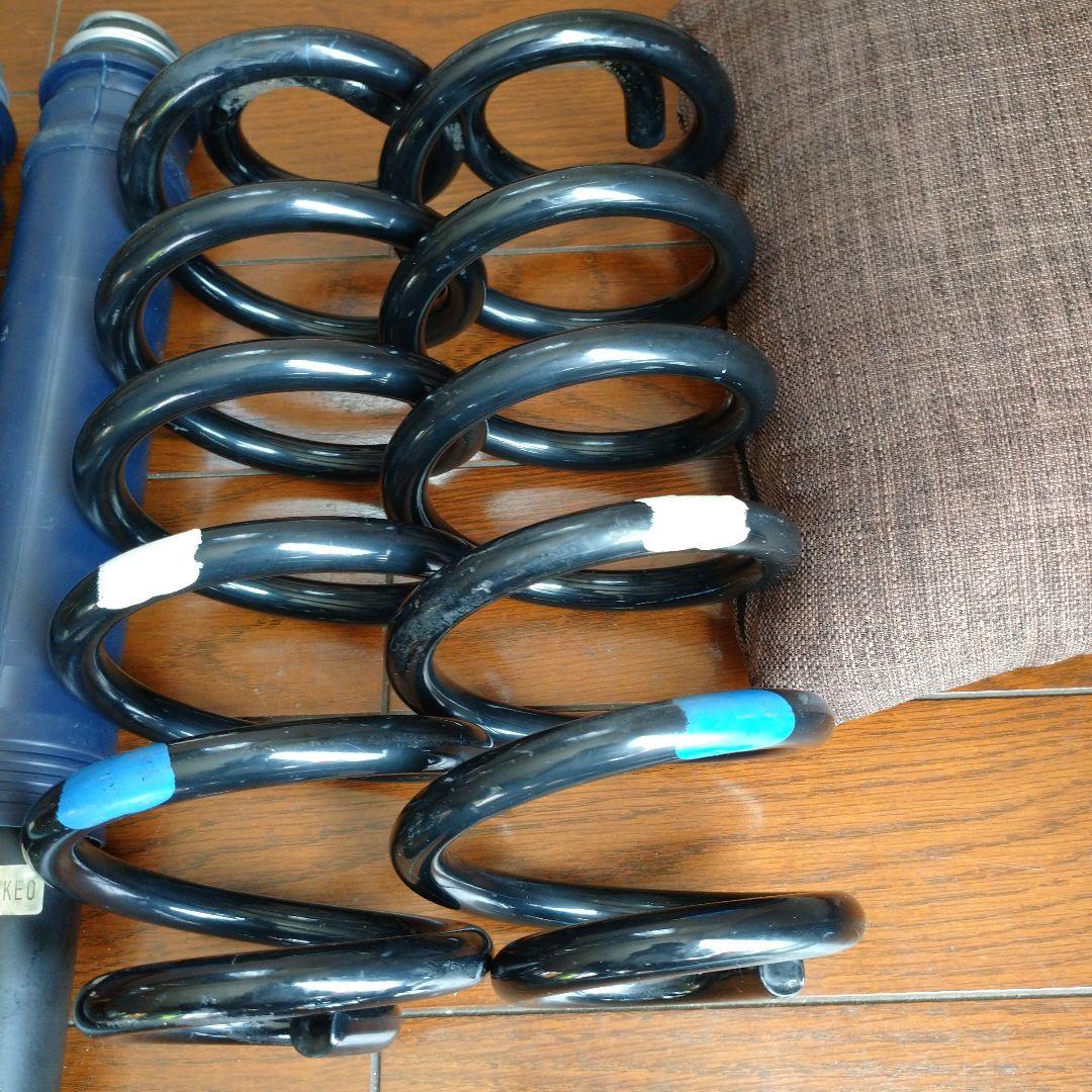 20アルファード ヴェルファイア リア純正ショック アブソーバー