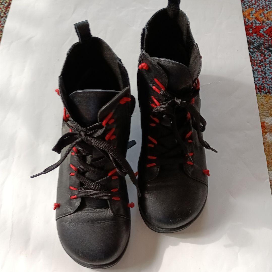 センソユニコ慈雨ショートブーツ 23.5cm 横ジッパー型 黒色 - メルカリ