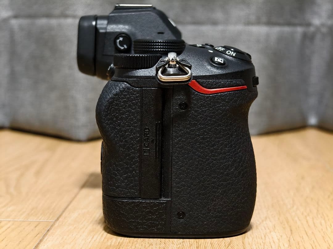 Nikon Z5 ボディ ショット数18205回