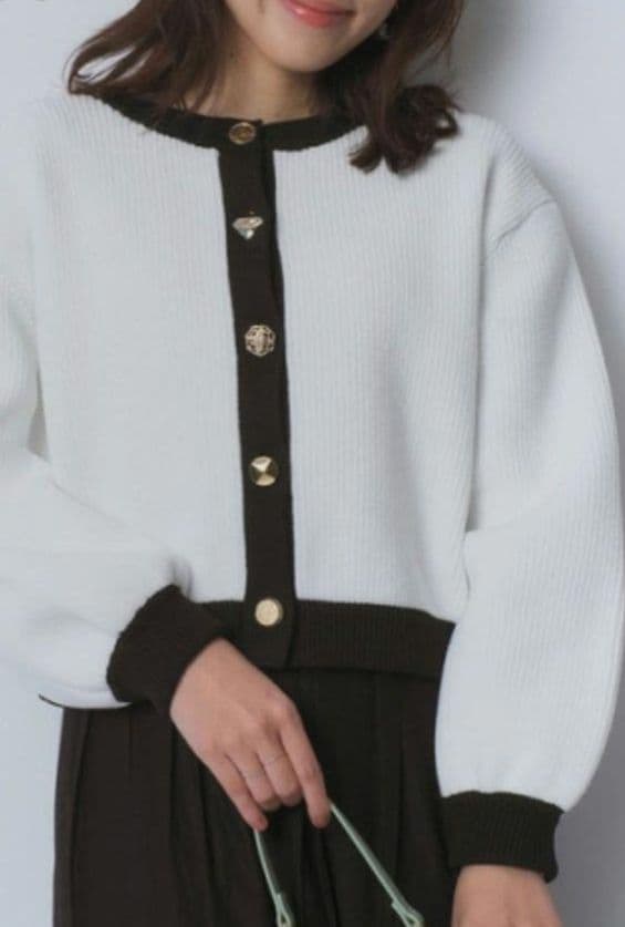 JUSGLITTY シャイニーマルチボタンカーディガン JUSGLITTY - JUSGLITTY シャイニーマルチボタンカーディガンの通販 by