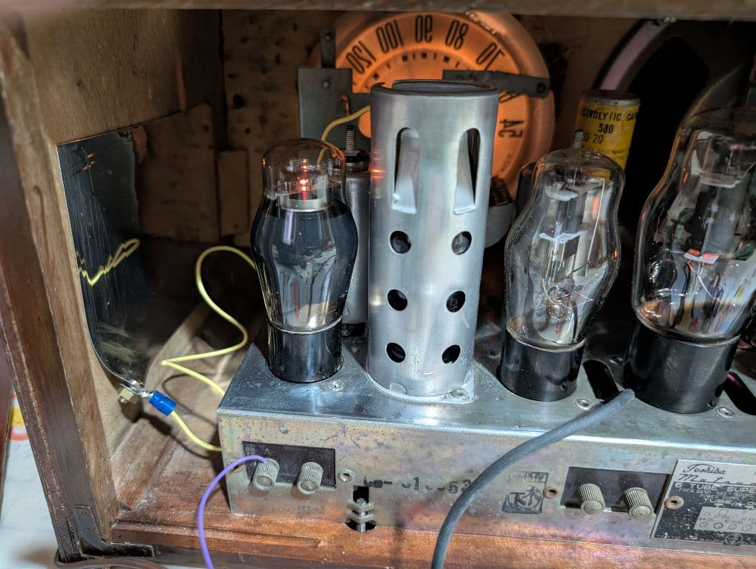 マツダ614A 昭和レトロ真空管ラジオ bluetooth付 家族団らん - メルカリ