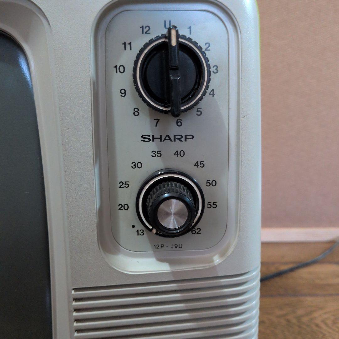 シャープ白黒テレビ 12P-J9U 緑/白[1978年前期製]