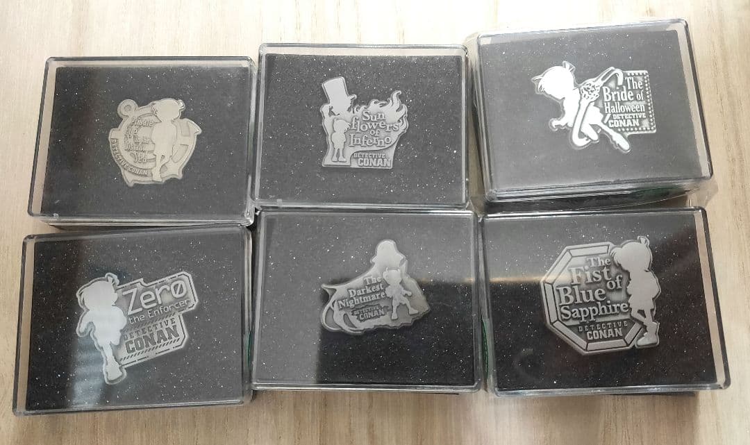 名探偵コナン 劇場版 ピンバッジ - メルカリ