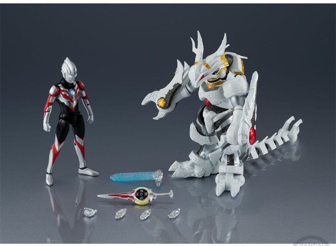 オーブオリジン＆ギャラクトロン セット 超動ウルトラマン 7/26 - メルカリ