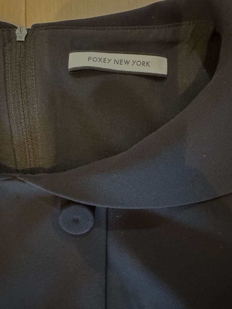 最終お値下げFOXEY NEW YORK 2025年Audreyワンピース - メルカリ