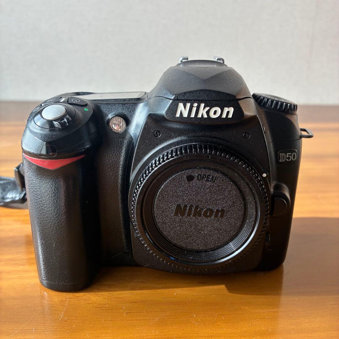週末限定値下げ》デジイチ入門に最適！》Nikon D50 全10点セット