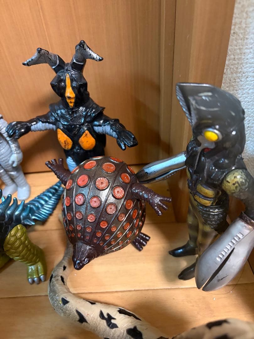 特撮 怪獣 フィギュア セット 多数 - メルカリ