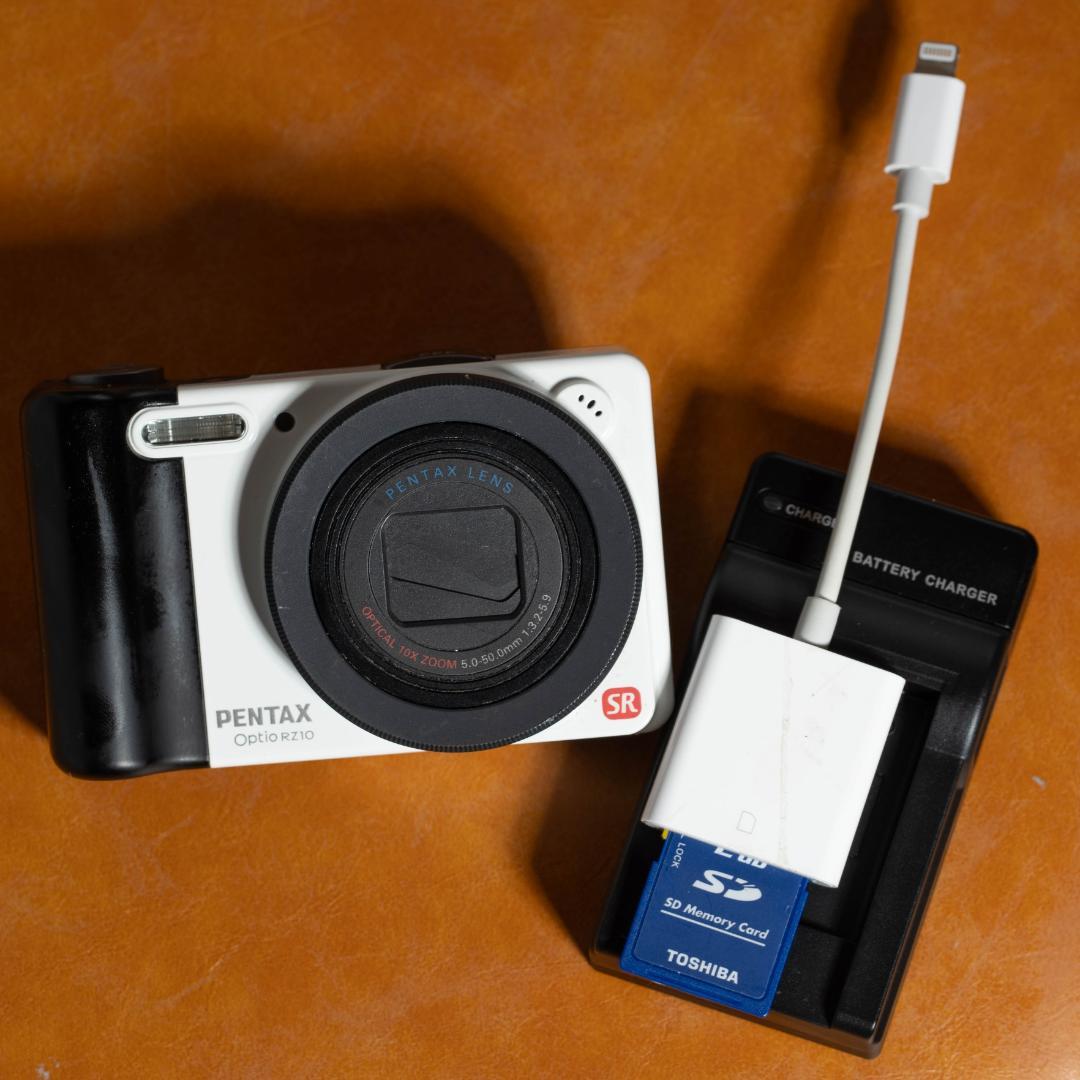 可愛いすぎるコンデジ】PENTAX optio RZ10 ホワイト - メルカリ