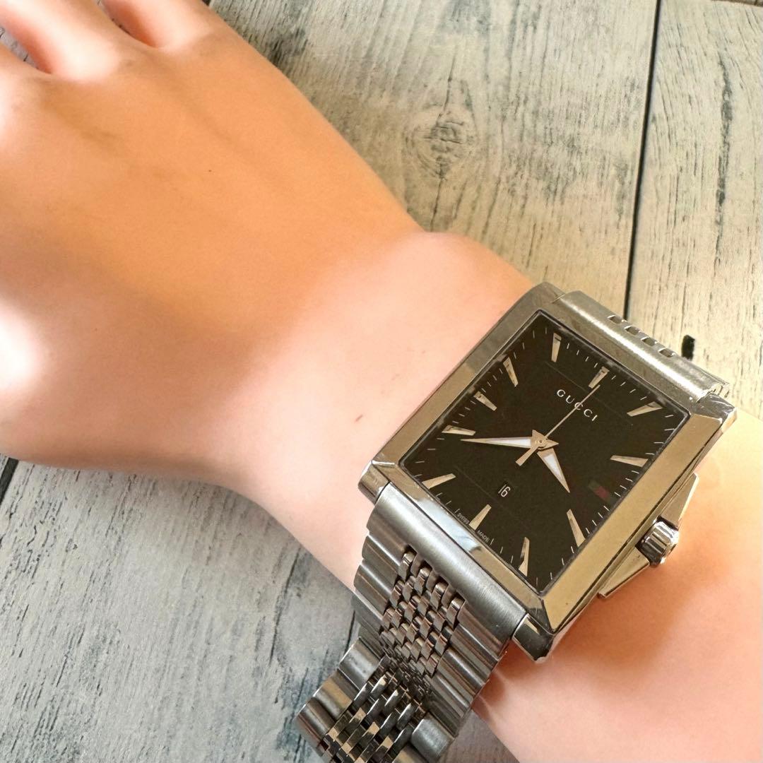 希少】GUCCI グッチ 腕時計 138.4 スクエア メンズ シルバー - メルカリ