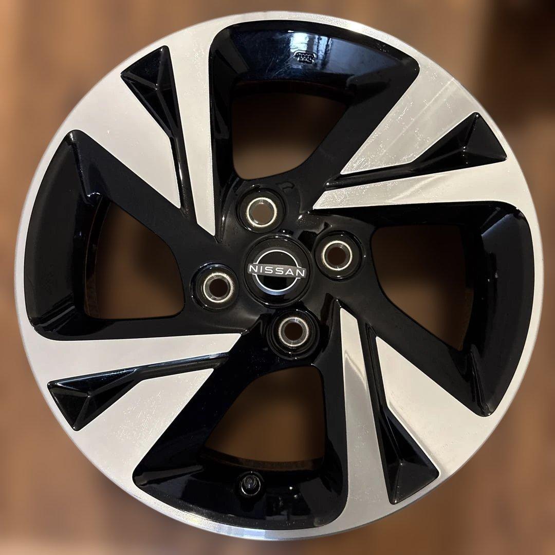 Nissan 日産 ルークス 15インチ純正ホイール 4本 純正ナット付き