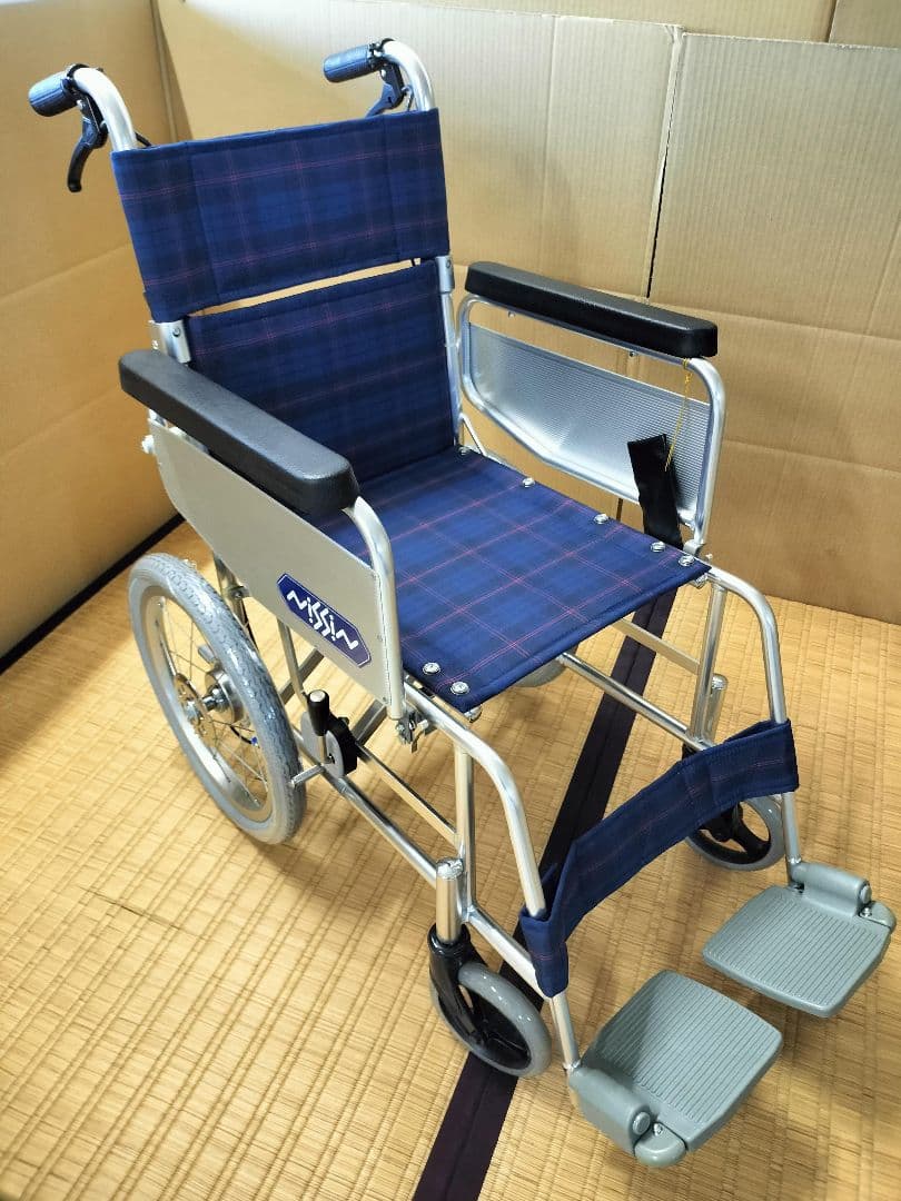 日進 介助式車いす 未使用品 pandora_018667