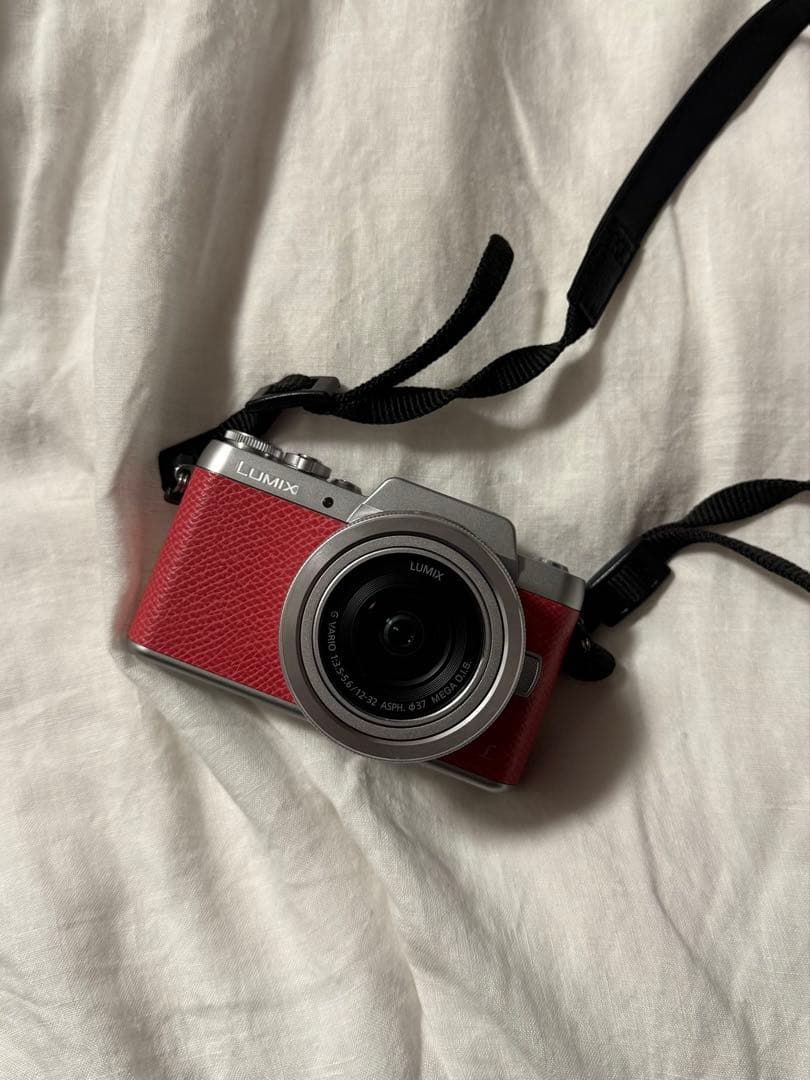 Panasonic / LUMIX DMC-GF7 ミラーレス一眼カメラ 格安レンタル] Panasonic（パナソニック） LUMIX DMC-GF7 ボディ